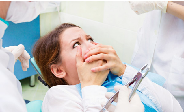 A importância da gestão da dor em pacientes dentários  jovens