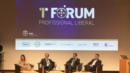 Representatividade, trabalho e proteção social: 1º Fórum das Profissões Liberais faz reflexão sobre condições dos profissionais liberais