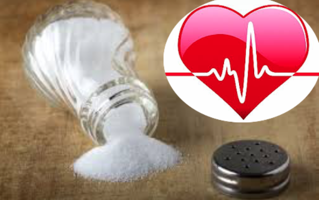Ingestão exagerada de sal associada ao duplo risco de insuficiência cardíaca