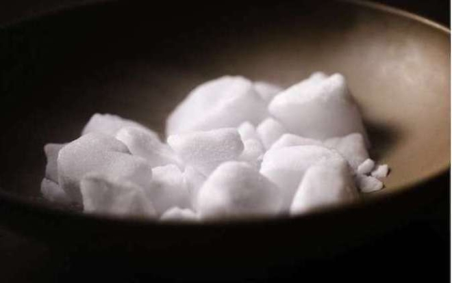 Estudo analisa a influência da ingestão de açúcar livre  na cárie dentária