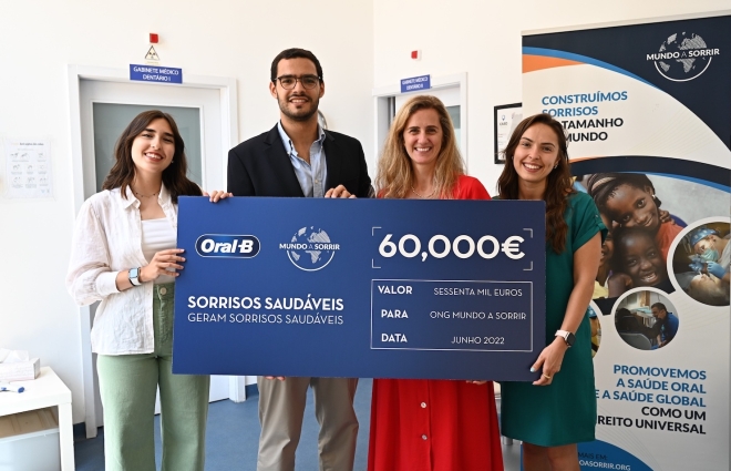 Oral-B doa 60.000€ para apoiar a Mundo A Sorrir